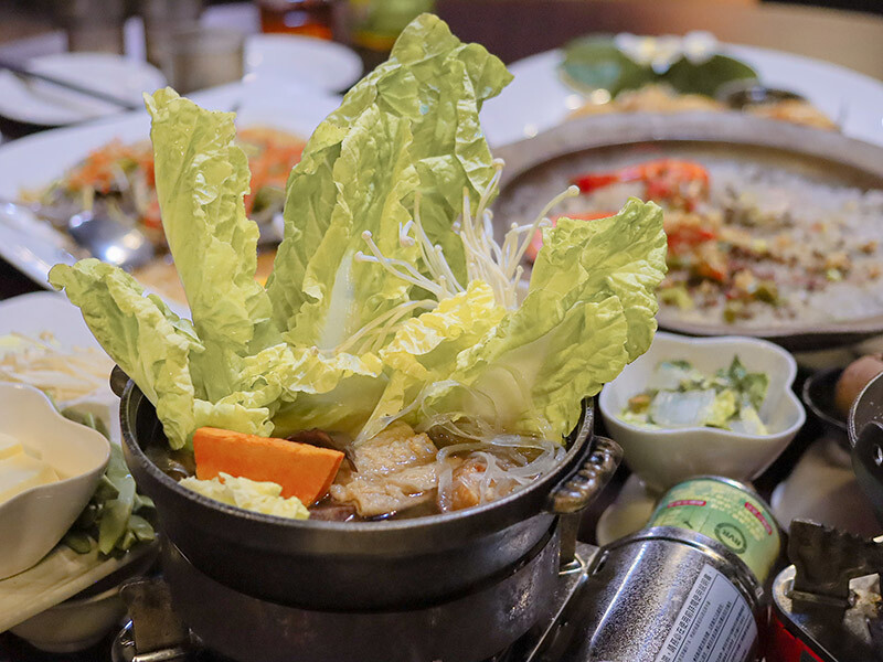 101青草湖創新農莊 | 新竹市區也有101挑高夜景，走山、玩水、看夜景、家聚吃土雞好停車