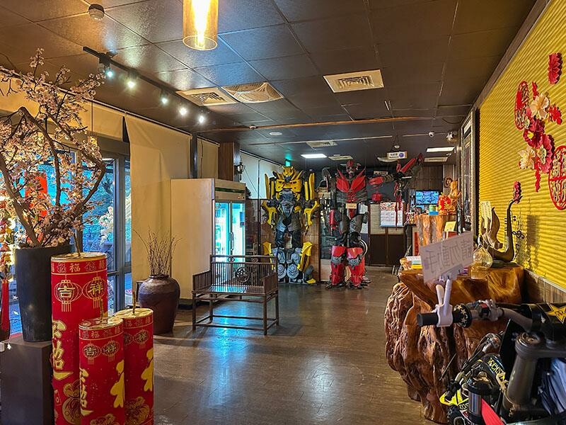 2025新竹母親節餐廳!青草湖101高山頂美食美景全包,荔枝牛奶雞必吃。