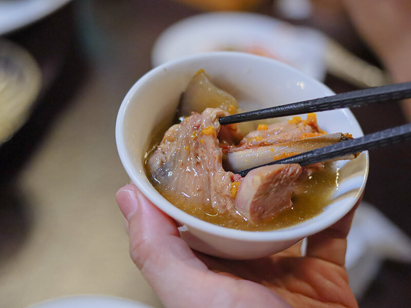 101青草湖創新農莊 | 新竹市區也有101挑高夜景，走山、玩水、看夜景、家聚吃土雞好停車