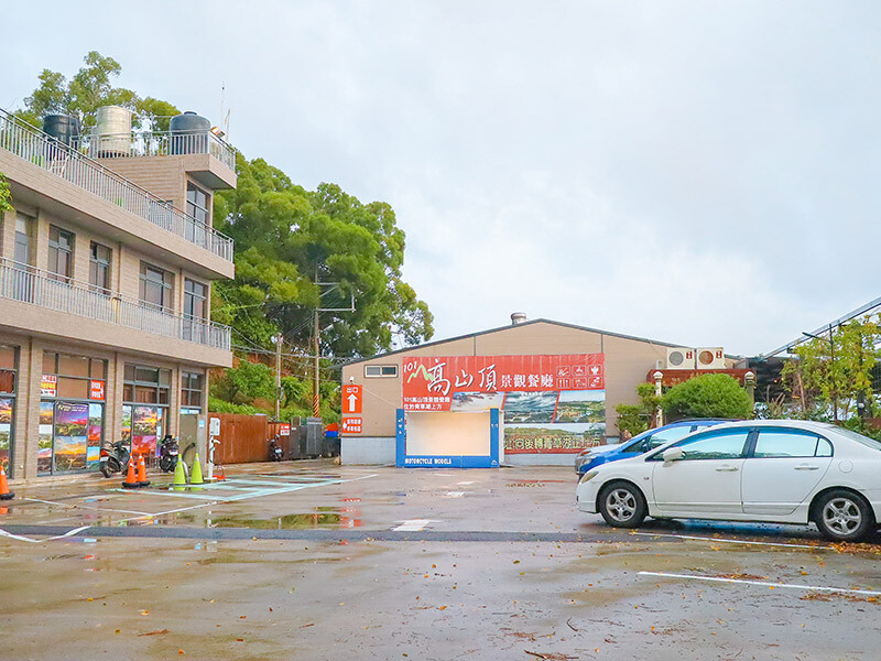 101青草湖創新農莊 | 新竹市區也有101挑高夜景，走山、玩水、看夜景、家聚吃土雞好停車