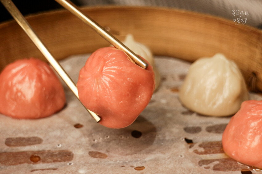 雲林斗六｜傳統台式創新滋味！不只賣刈包，豬油拌飯、爆汁湯包都