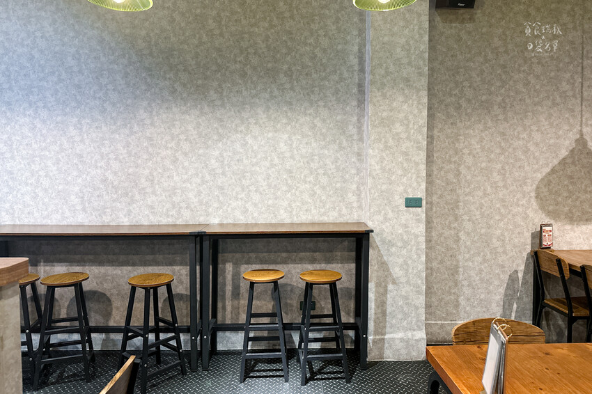 雲林斗六｜傳統台式創新滋味！不只賣刈包，豬油拌飯、爆汁湯包都