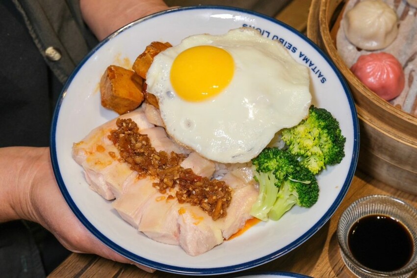 叁記傳食| 開賣即秒殺~被刈包耽誤的道地椒麻雞飯,經典台式尬新潮創意新滋味! - 肉依小姐吃什麼