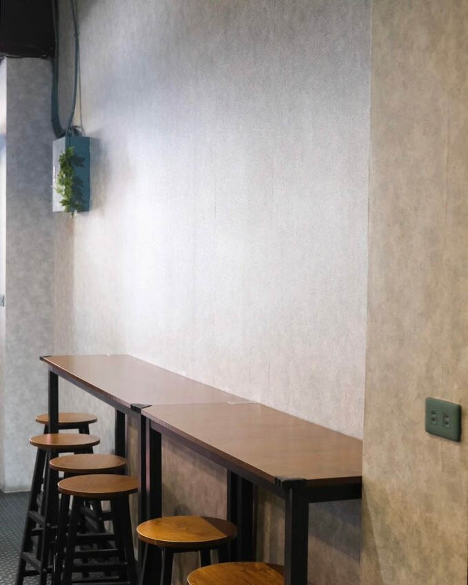 叁記傳食| 開賣即秒殺~被刈包耽誤的道地椒麻雞飯,經典台式尬新潮創意新滋味! - 肉依小姐吃什麼