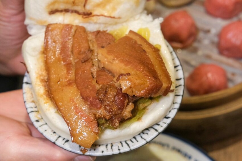 叁記傳食| 開賣即秒殺~被刈包耽誤的道地椒麻雞飯,經典台式尬新潮創意新滋味! - 肉依小姐吃什麼