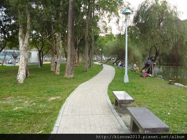 大湖公園：尋找心中想要的圖畫--湖光山色大湖公園