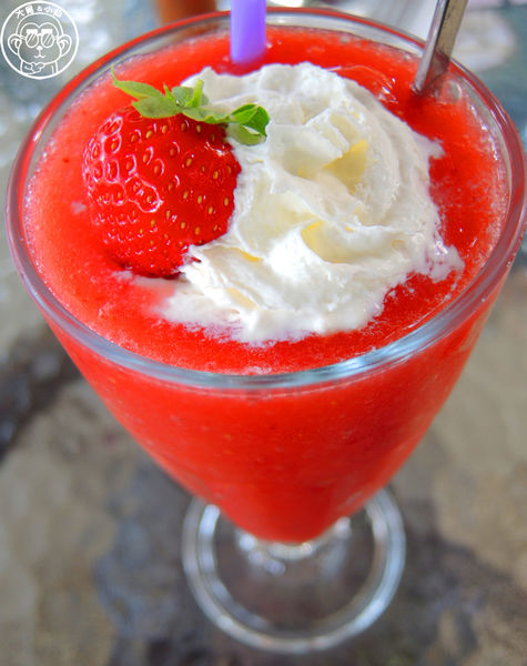 莓圃觀光休閒農園:作伙來企投【台北內湖・莓圃休閒觀光農園】庭園咖啡吃草莓料理 莓圃觀光休閒農園:作伙來企投【台北內湖・莓圃休閒觀光農園】庭園咖啡吃草莓料理