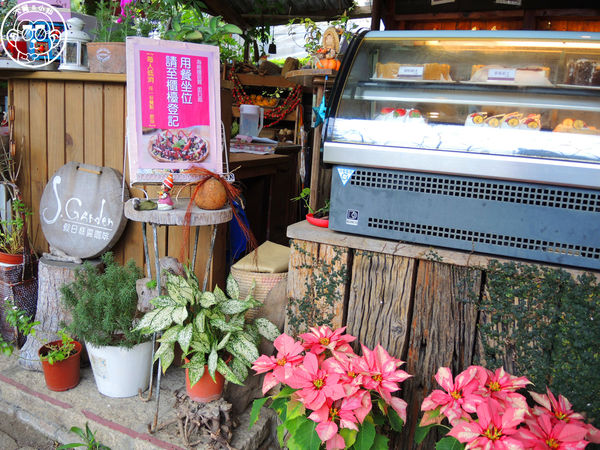 莓圃觀光休閒農園:作伙來企投【台北內湖・莓圃休閒觀光農園】庭園咖啡吃草莓料理 莓圃觀光休閒農園:作伙來企投【台北內湖・莓圃休閒觀光農園】庭園咖啡吃草莓料理