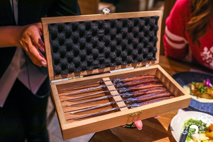 新北市三重區帶你去砍牛排！三重前三名有品質＋質感的牛排店推薦，N訪多次的美味推薦！菜刀在手，切牛排也很有趣