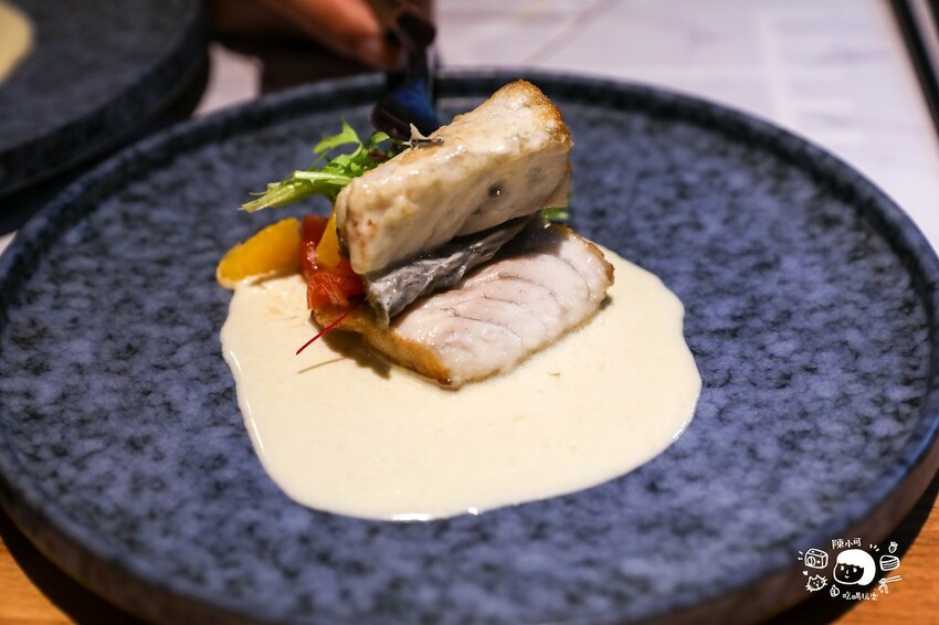 新北市三重區帶你去砍牛排！三重前三名有品質＋質感的牛排店推薦，N訪多次的美味推薦！菜刀在手，切牛排也很有趣