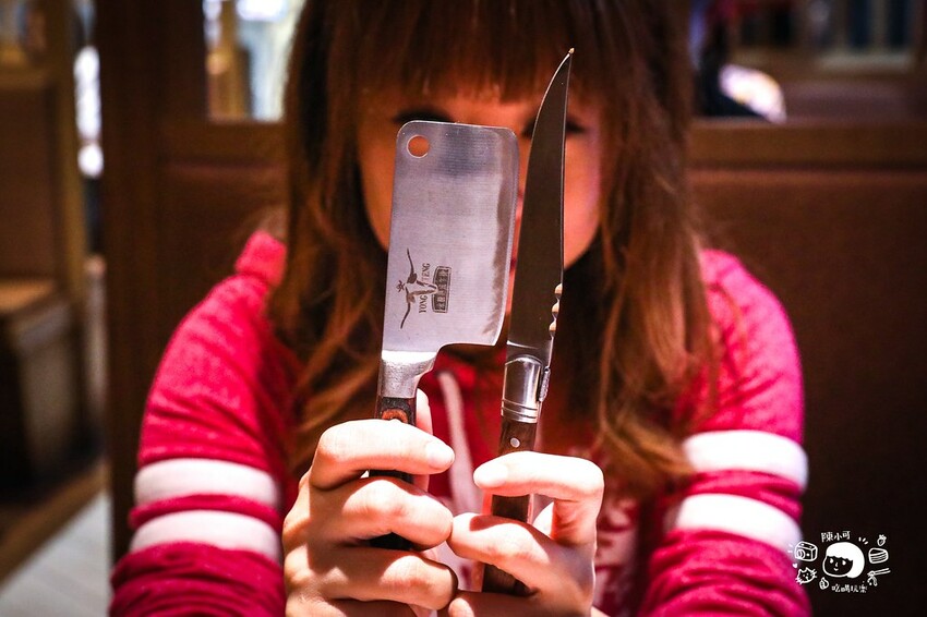 新北市三重區帶你去砍牛排！三重前三名有品質＋質感的牛排店推薦，N訪多次的美味推薦！菜刀在手，切牛排也很有趣