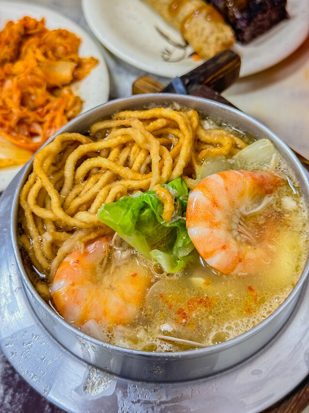 高雄市岡山區阿麗鍋燒麵 x 平價的古早味魅力