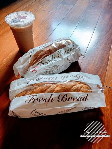 台北木柵-[BÁNH MÌ 越式法國麵包] 興隆路木新路口轉角，越南華僑第二代經營，經典越式麵包與冰牛奶咖啡，美味道地越南風情早午餐