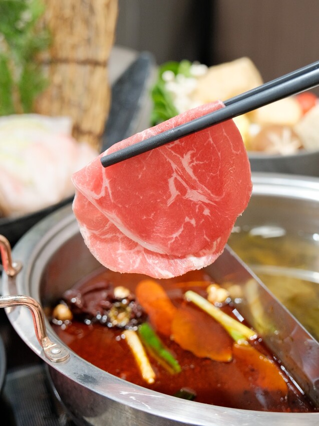 【新店火鍋推薦】汆鍋上選鍋物-七張店～高CP新鮮海陸火鍋套餐、多款特色湯底火鍋～七張捷運站巷內、新店美食推薦～