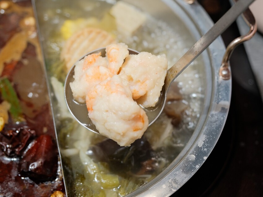 【新店火鍋推薦】汆鍋上選鍋物-七張店～高CP新鮮海陸火鍋套餐、多款特色湯底火鍋～七張捷運站巷內、新店美食推薦～
