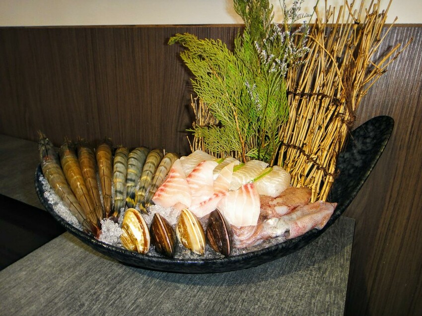 【美食】「汆鍋 上選鍋物 七張店」多款特色湯底火鍋、海陸火鍋套餐,新店火鍋推薦、捷運七張聚餐推薦 附菜單