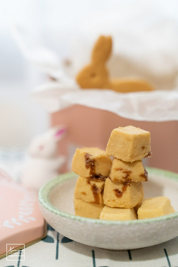 彌月餅乾｜一起走入可愛童話世界【koti koti 家家】微笑焦糖奶油方塊-小兔子 - 快門下的幸福