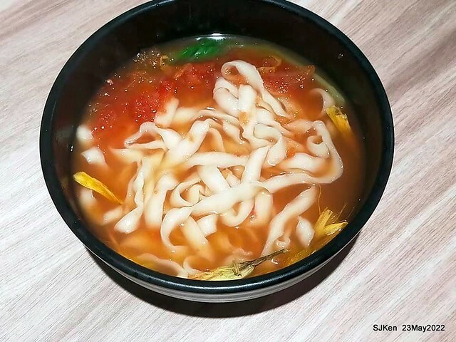 「初麵_松江四平店 」(Shrimp tomato noodle, Braised beef on rice and fried chicken), Taipei, Taiwan, May 23, 2022.