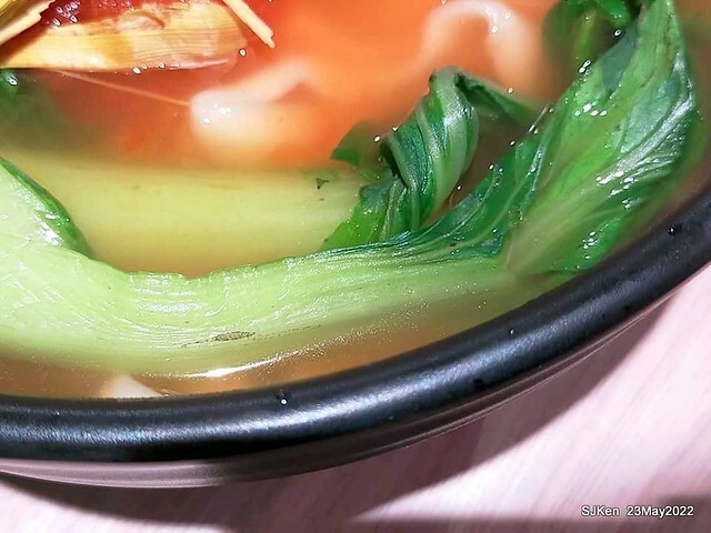 「初麵_松江四平店 」(Shrimp tomato noodle, Braised beef on rice and fried chicken), Taipei, Taiwan, May 23, 2022.