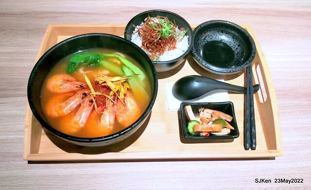 「初麵_松江四平店 」(Shrimp tomato noodle, Braised beef on rice and fried chicken), Taipei, Taiwan, May 23, 2022.