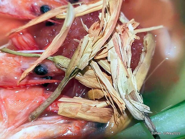 「初麵_松江四平店 」(Shrimp tomato noodle, Braised beef on rice and fried chicken), Taipei, Taiwan, May 23, 2022.