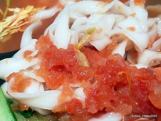 「初麵_松江四平店 」(Shrimp tomato noodle, Braised beef on rice and fried chicken), Taipei, Taiwan, May 23, 2022.