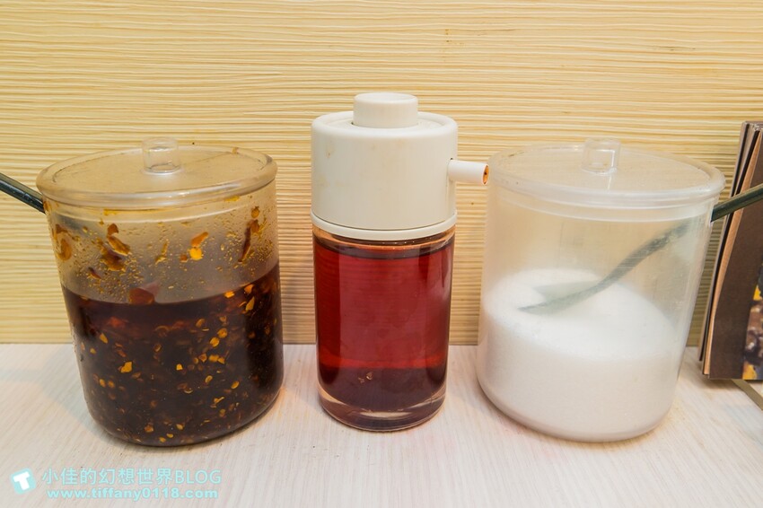 台北市松山區彌敦道港式茶餐廳(松江南京店)/在地營業10年香港老闆的道地港式料理/台北港式餐廳推薦