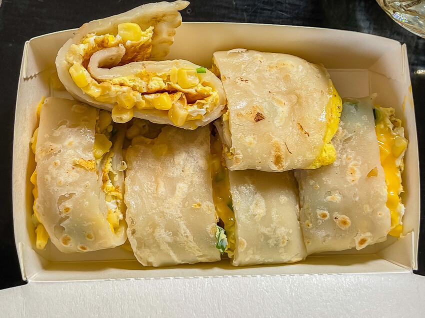 岡山美食 - 覓食古早味蛋餅 / 早午餐 岡山美食 - 覓食古早味蛋餅 / 早午餐