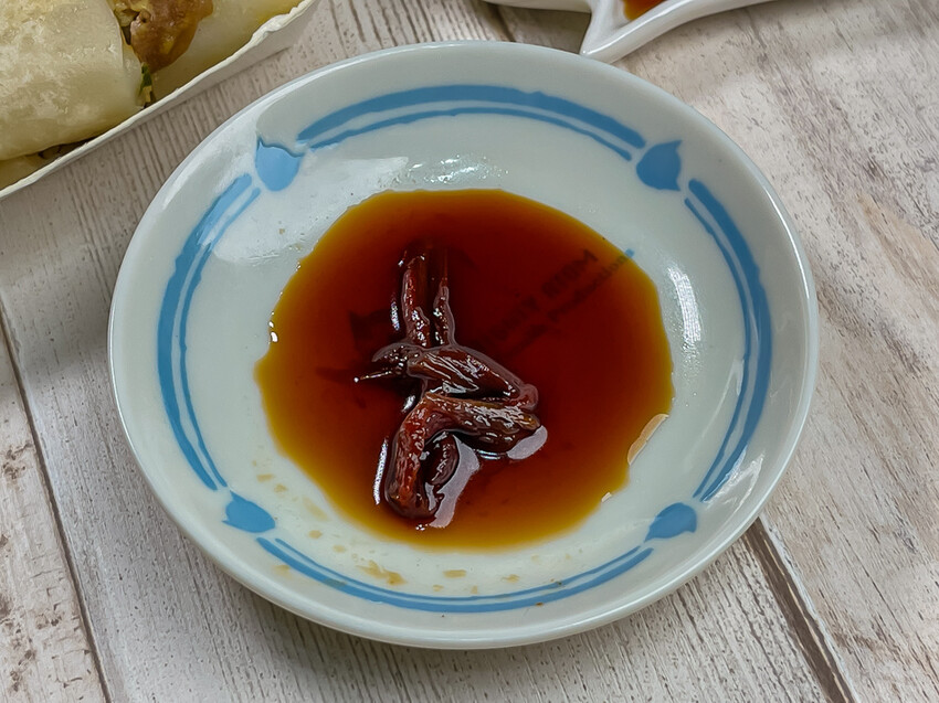 /tmp/phpukOGkV /tmp/phpukOGkV