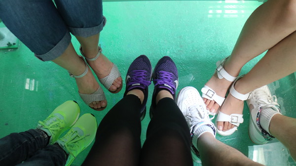 貓纜之眼:【台北旅遊】貓空纜車初體驗,水晶車廂超讚! 貓纜之眼:【台北旅遊】貓空纜車初體驗,水晶車廂超讚!