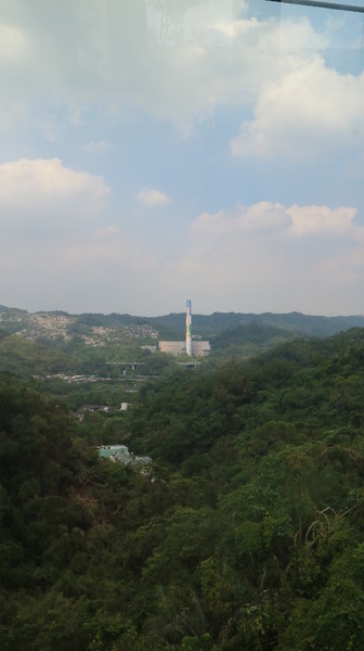 貓纜之眼:【台北旅遊】貓空纜車初體驗,水晶車廂超讚! 貓纜之眼:【台北旅遊】貓空纜車初體驗,水晶車廂超讚!