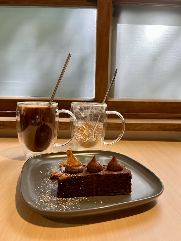 【台灣，桃園市，楊梅區】好窩有花，一間很有氛圍的小店。（楊梅咖啡館/楊梅故事園區）