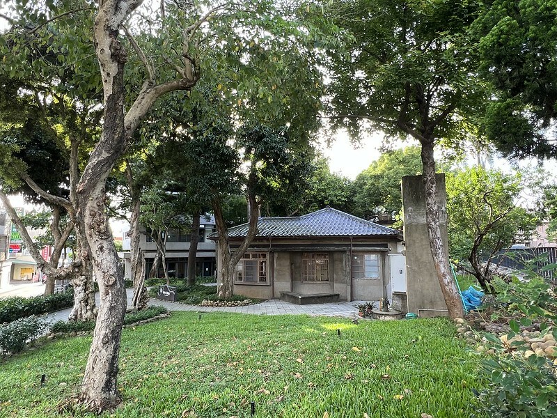 【台灣，桃園市，楊梅區】好窩有花，一間很有氛圍的小店。（楊梅咖啡館/楊梅故事園區）