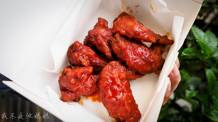 中山站炸物,中山站鹽酥雞,中山站外帶美食,中山站國賓戲院美食,林森公園,中山站外送鹽酥雞,中山站烤雞,中山站宵夜,囂張吃翅,派課雞排,中山站炸物