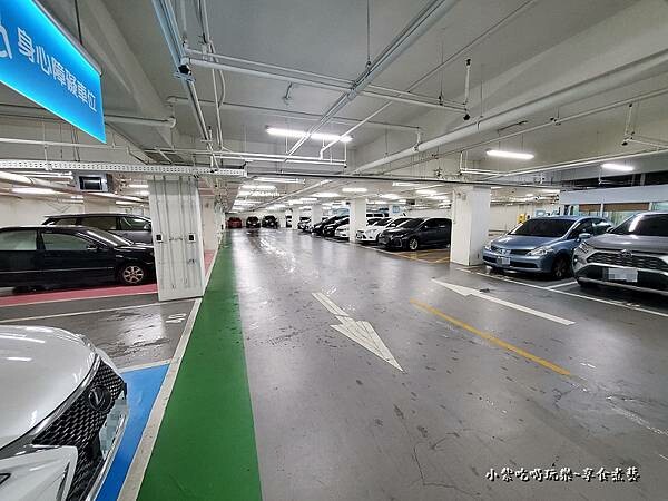 新竹稅務大樓-地下停車場 (2).jpg