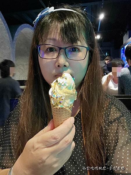 金箔霜淇淋-山上走走日式無菜單燒肉 (2).jpg