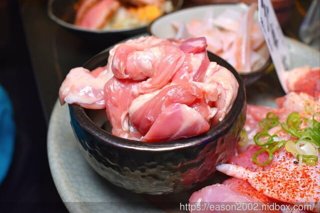 新竹美食|山上走走 日式無菜單燒肉專門店。浪漫夢幻海底世界享受頂級A5和牛/飯後甜品:金箔霜淇淋