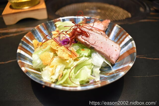 新竹美食|山上走走 日式無菜單燒肉專門店。浪漫夢幻海底世界享受頂級A5和牛/飯後甜品:金箔霜淇淋