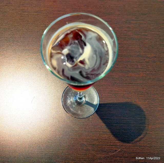 「成真咖啡西門店」(Come True Coffee Xinmeng branch store), Taipei, Taiwan, SJKen, Apr 11, 2022.