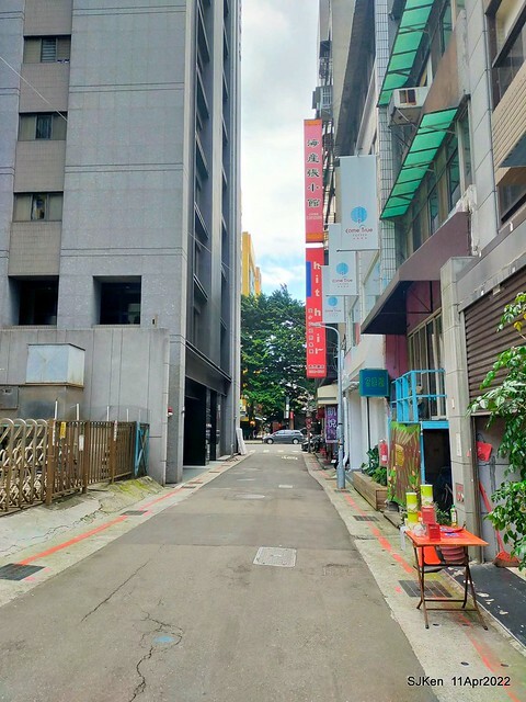 「成真咖啡西門店」(Come True Coffee Xinmeng branch store), Taipei, Taiwan, SJKen, Apr 11, 2022.