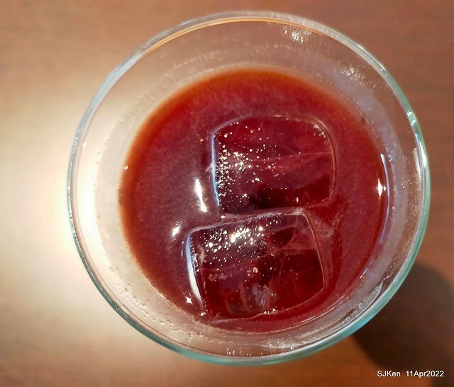 「成真咖啡西門店」(Come True Coffee Xinmeng branch store), Taipei, Taiwan, SJKen, Apr 11, 2022.