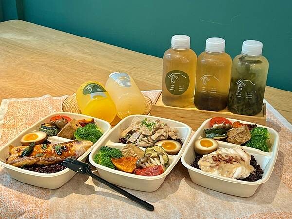 LINE_ALBUM_2022527 _2_220527_8.jpg