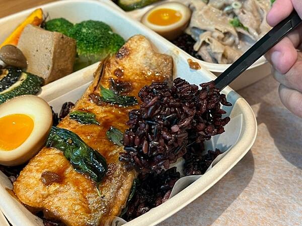 LINE_ALBUM_2022527 _2_220527_10.jpg