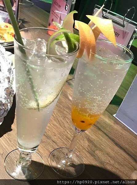 【東區】嗆司酒場~好台!好吃!好回憶!台日式混搭酒吧，客製調酒，台式熱炒、日式串燒，隨你點絕不踩雷!年輕人的創意BAR，也是復古風的歡聚好點推薦!