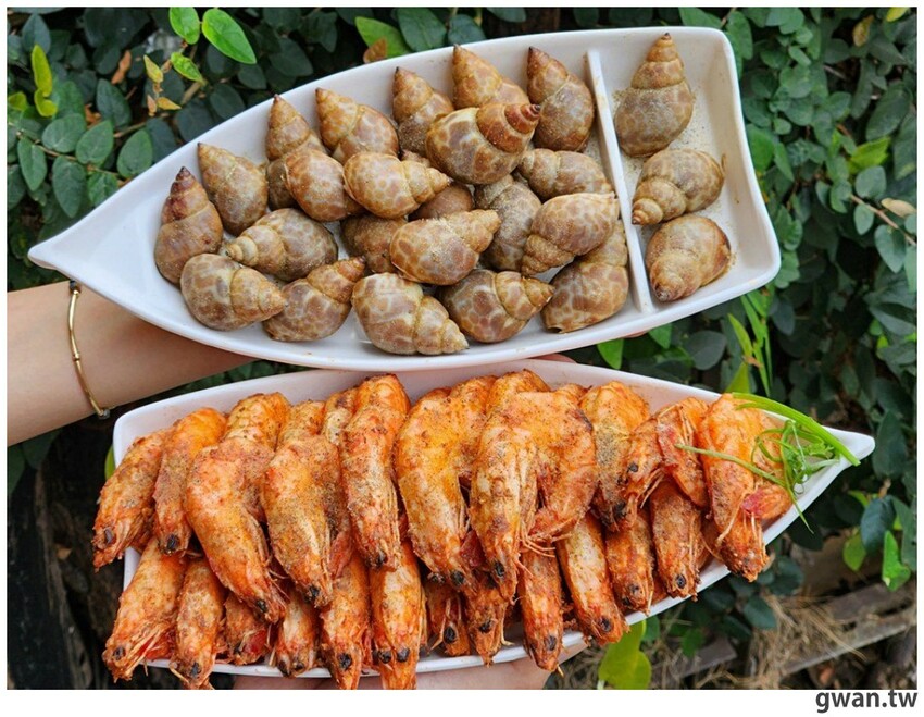 全台最不務正業飲料店賣胡椒蝦，每隻10元爽吃胡椒蝦！