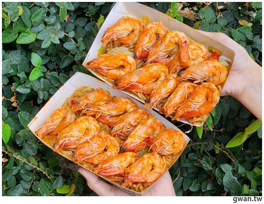 全台最不務正業飲料店賣胡椒蝦，每隻10元爽吃胡椒蝦！