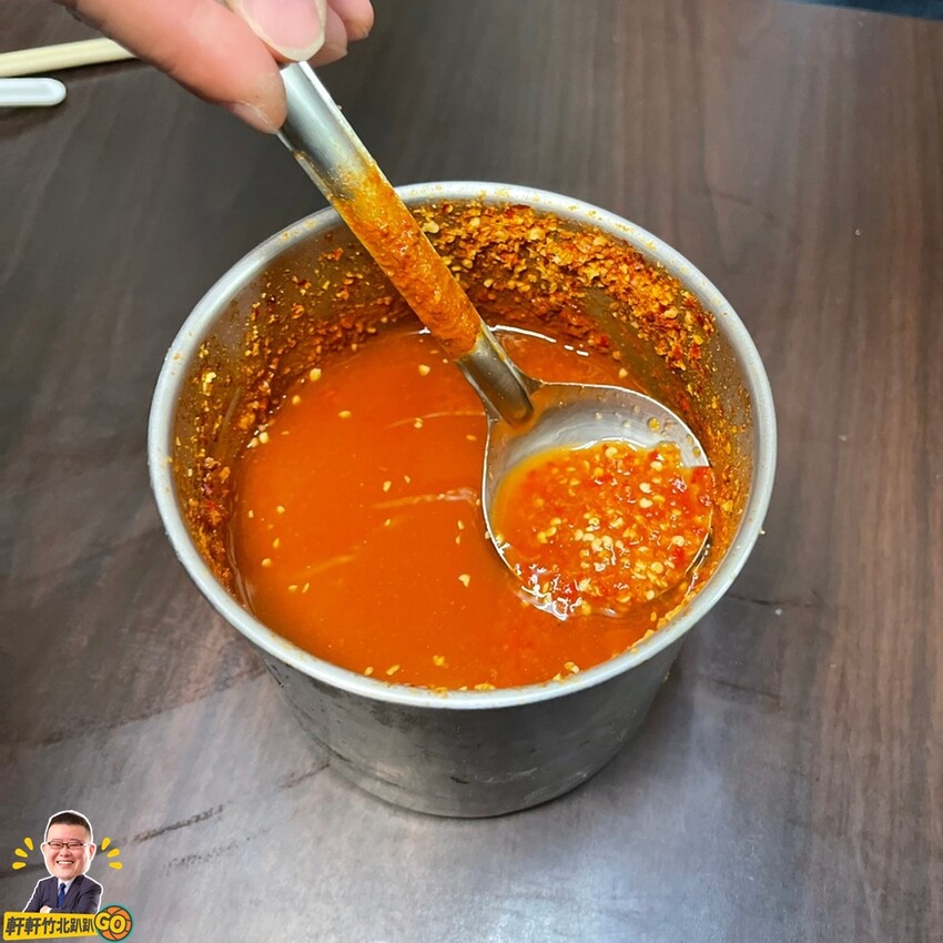 銅板價客家美食.餛飩米粉.乾麵.新埔煙腸