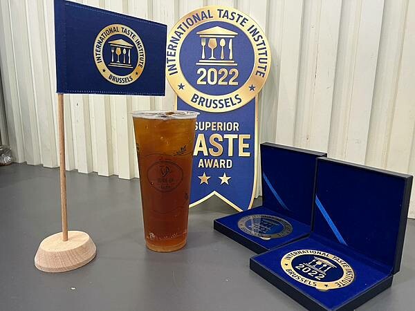 LINE_ALBUM_202315 _2_230106_9.jpg