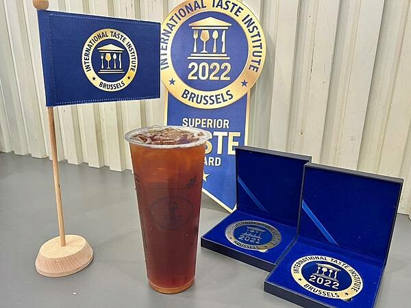 LINE_ALBUM_202315 _2_230106_4.jpg