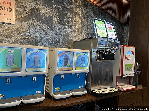 20221006_042528061_iOS